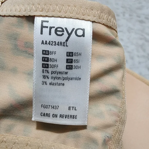 Freya Animal Print Underwire Molded Plunge Women's Bra Size 30H - Picture 11 of 11